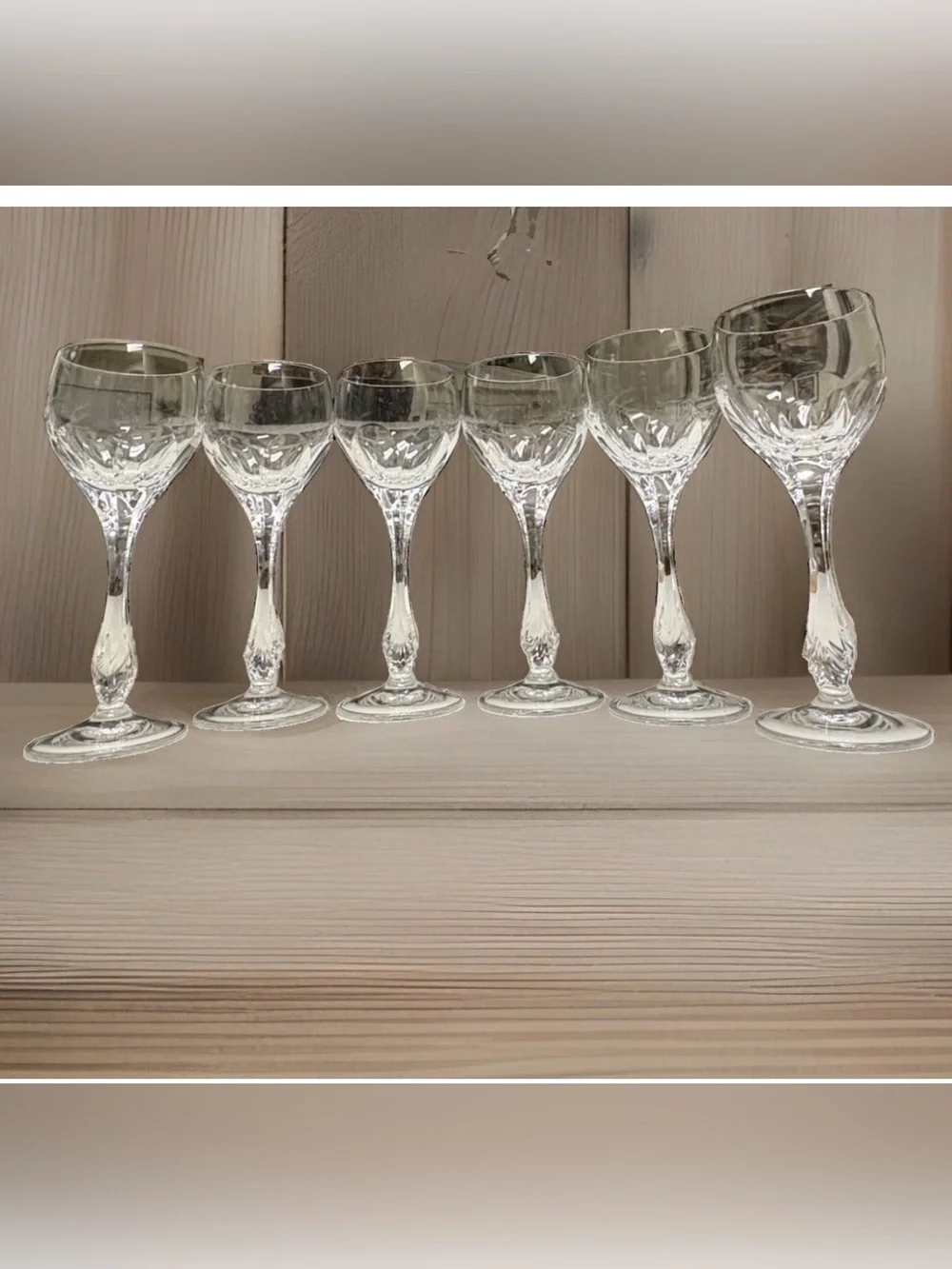 Crystal Cut Wine Glasses - Clear Stemware Set